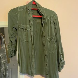 American Eagle button up